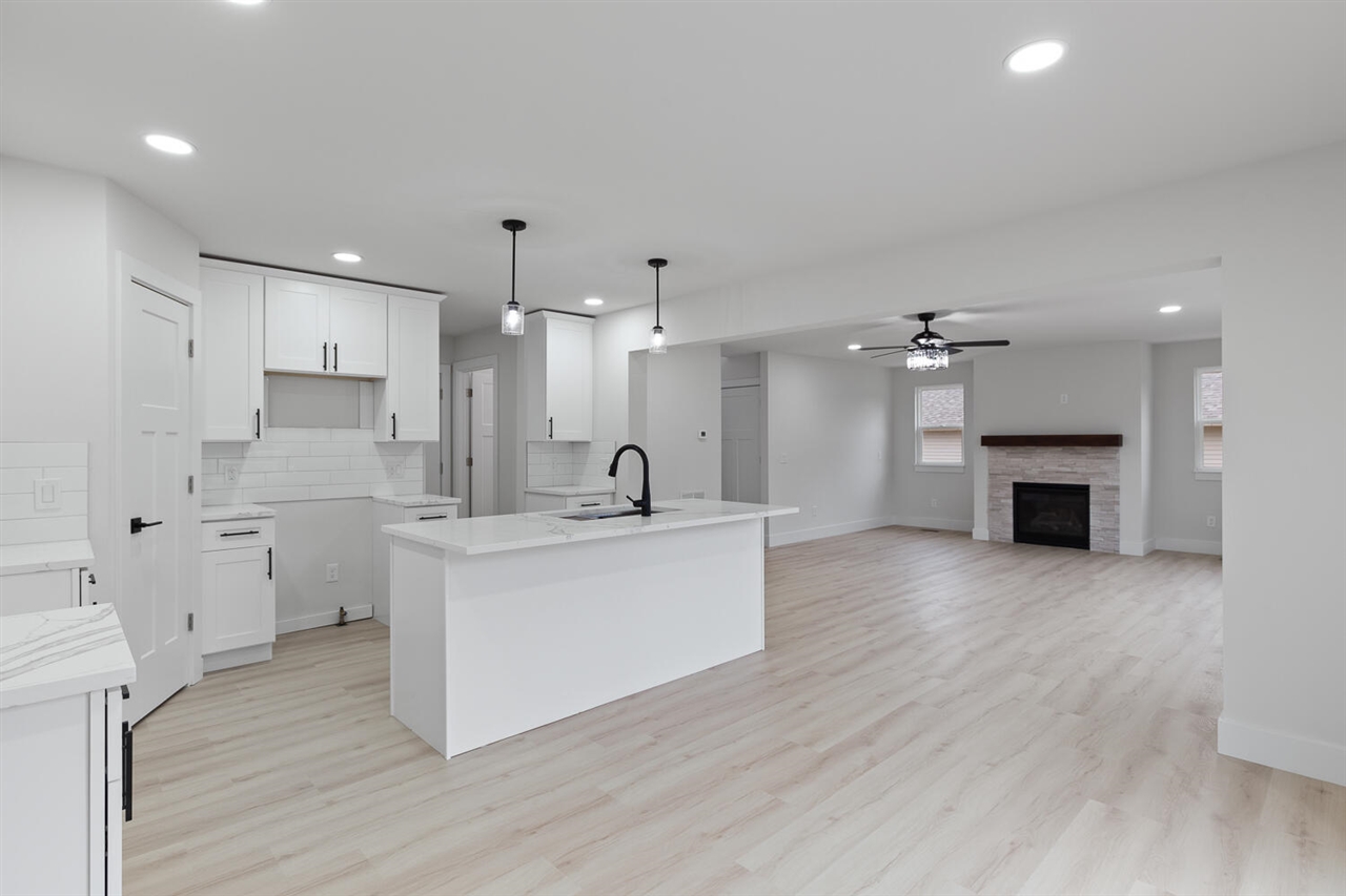 2004 Green Acres Drive, Adrian, MI, 49221