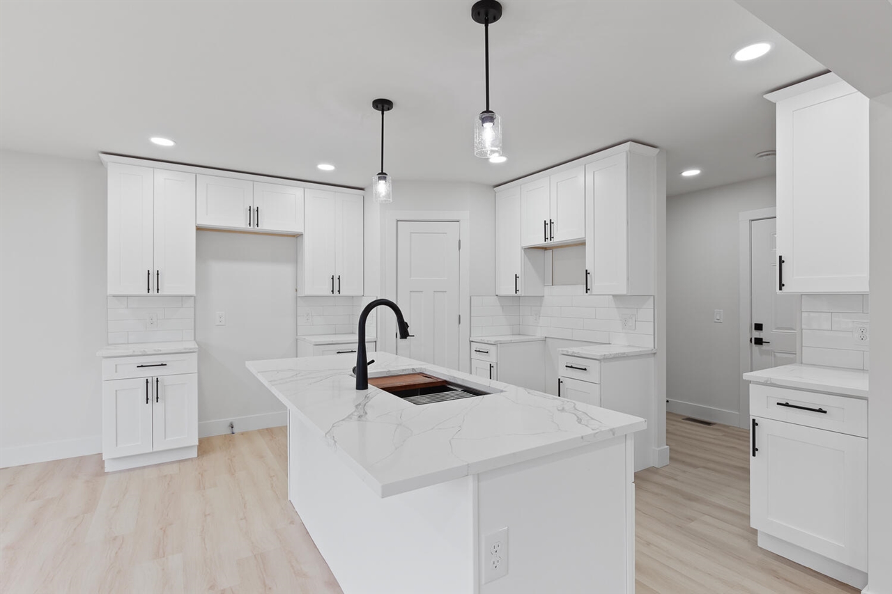 2004 Green Acres Drive, Adrian, MI, 49221