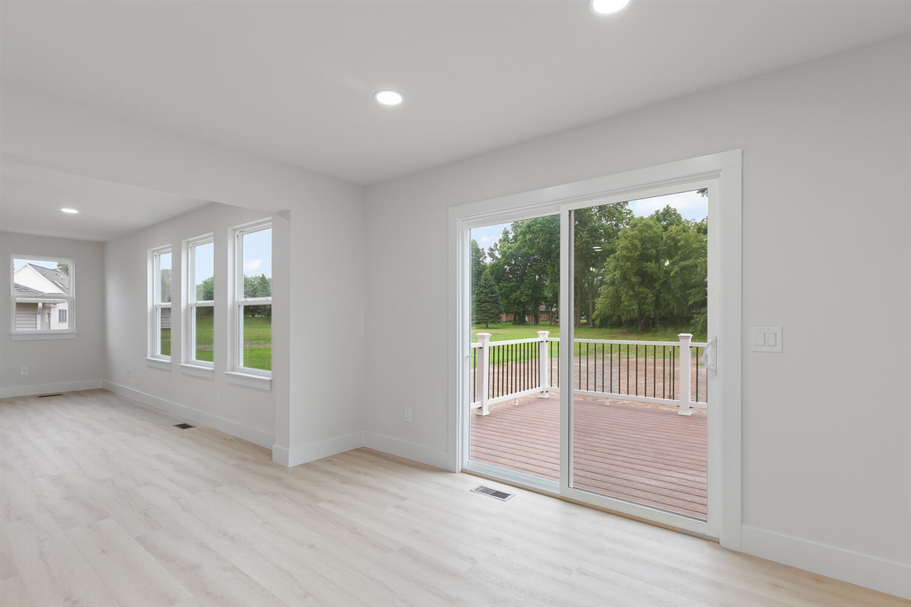 2016 Green Acres Drive, Adrian, MI, 49221