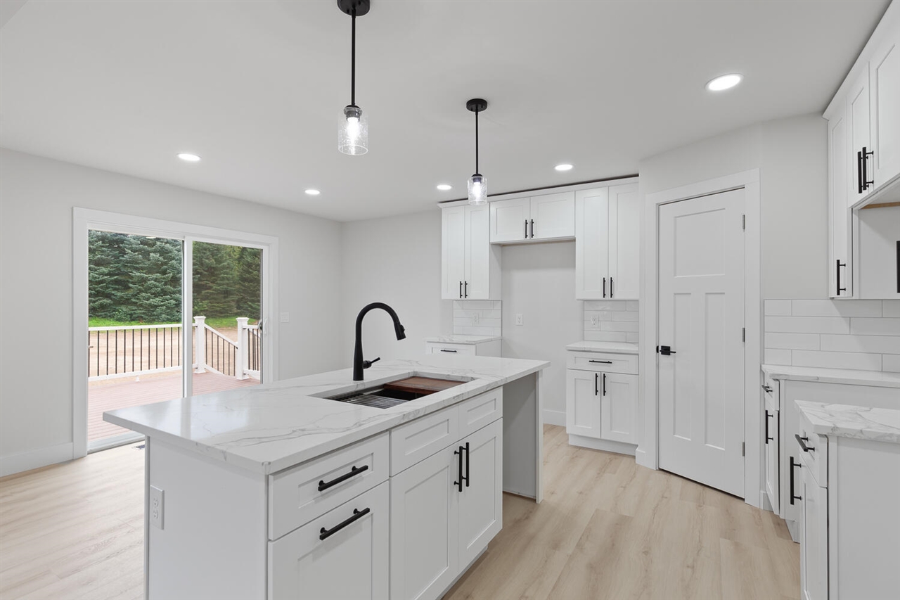 2016 Green Acres Drive, Adrian, MI, 49221