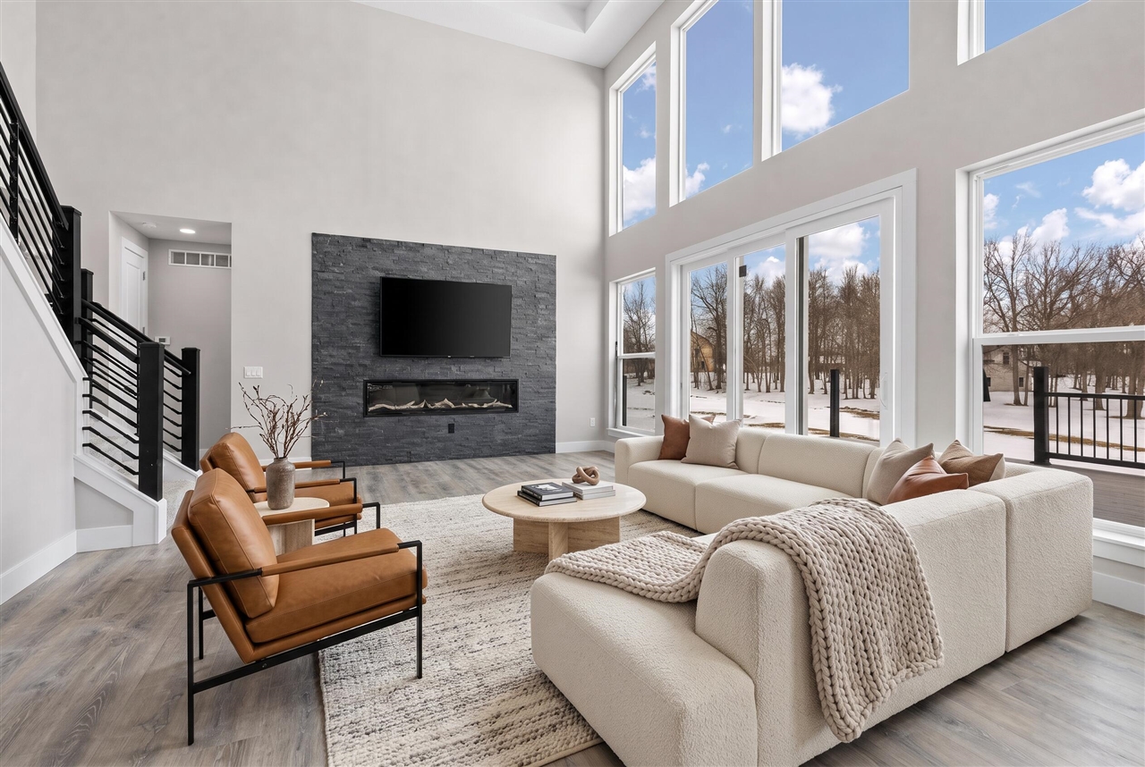 3rd image of 4823 Thompson Heights Dr, Adrian, MI 49221 | MLS# 70519496