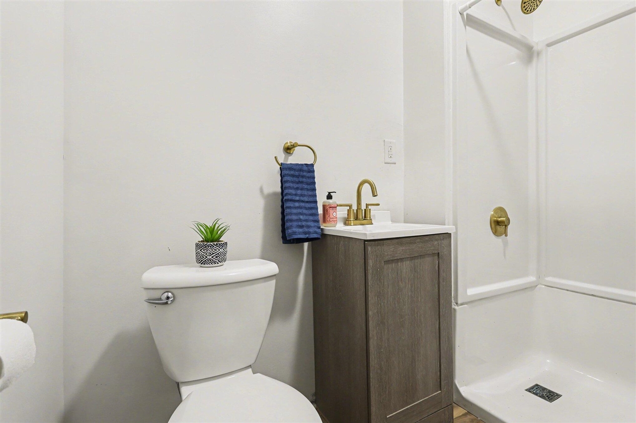 243 Howland Street, Battle Creek, MI, 49037-2473