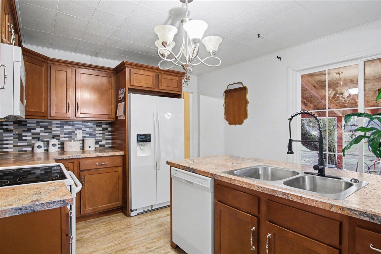 9263 Belding Road, Belding, MI, 48809