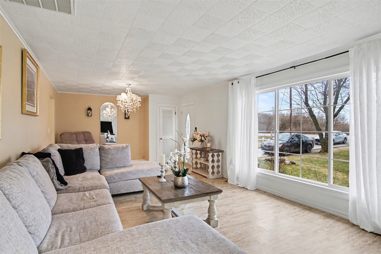 9263 Belding Road, Belding, MI, 48809