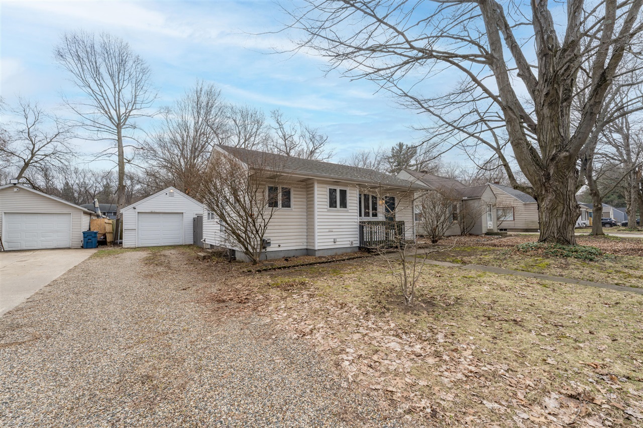 5414 Keyes Drive, Kalamazoo, MI, 49004-1529