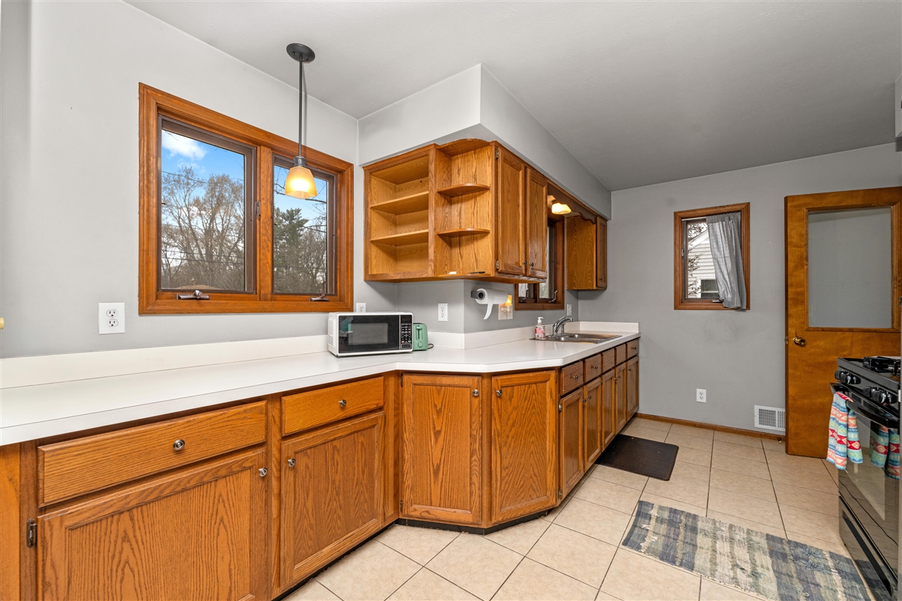 5414 Keyes Drive, Kalamazoo, MI, 49004-1529