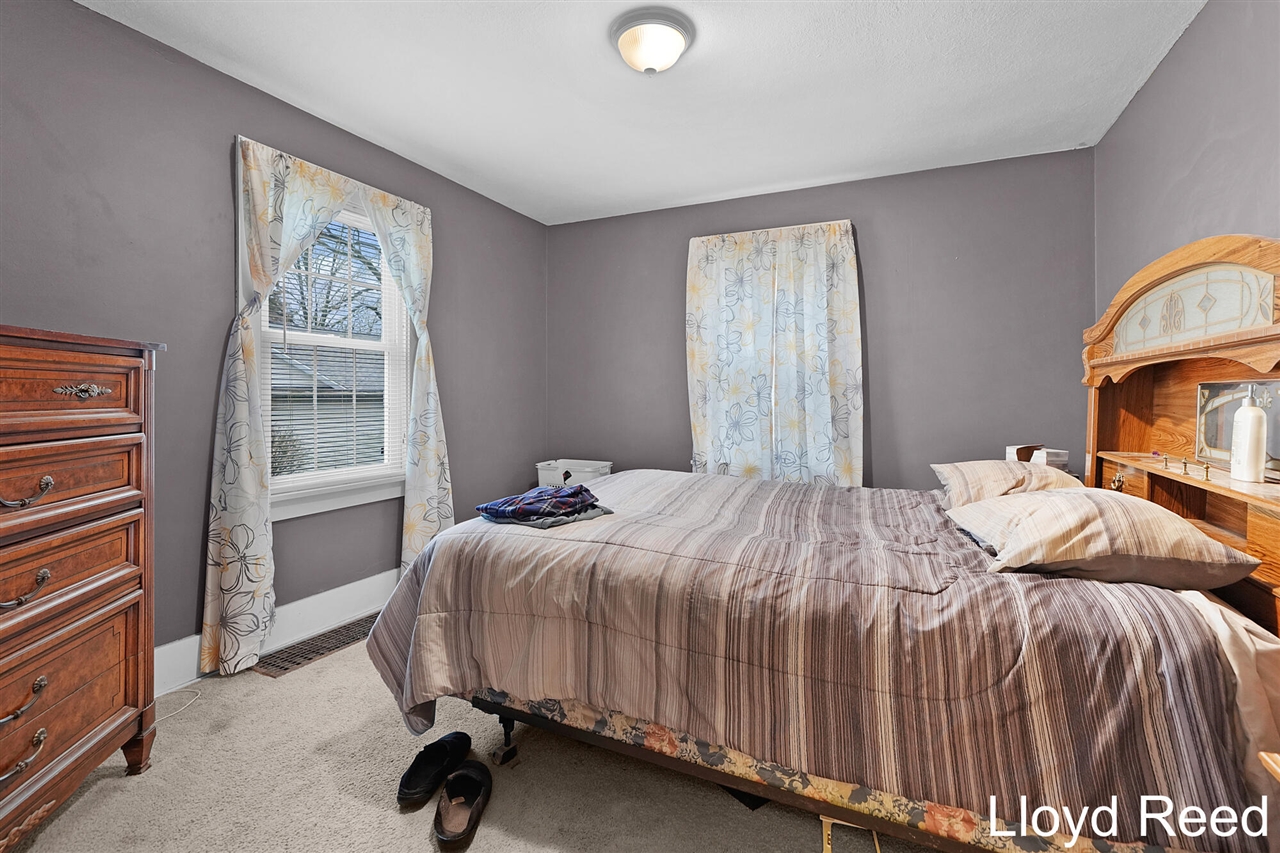 708 Brush Street, Portland, MI, 48875-1514