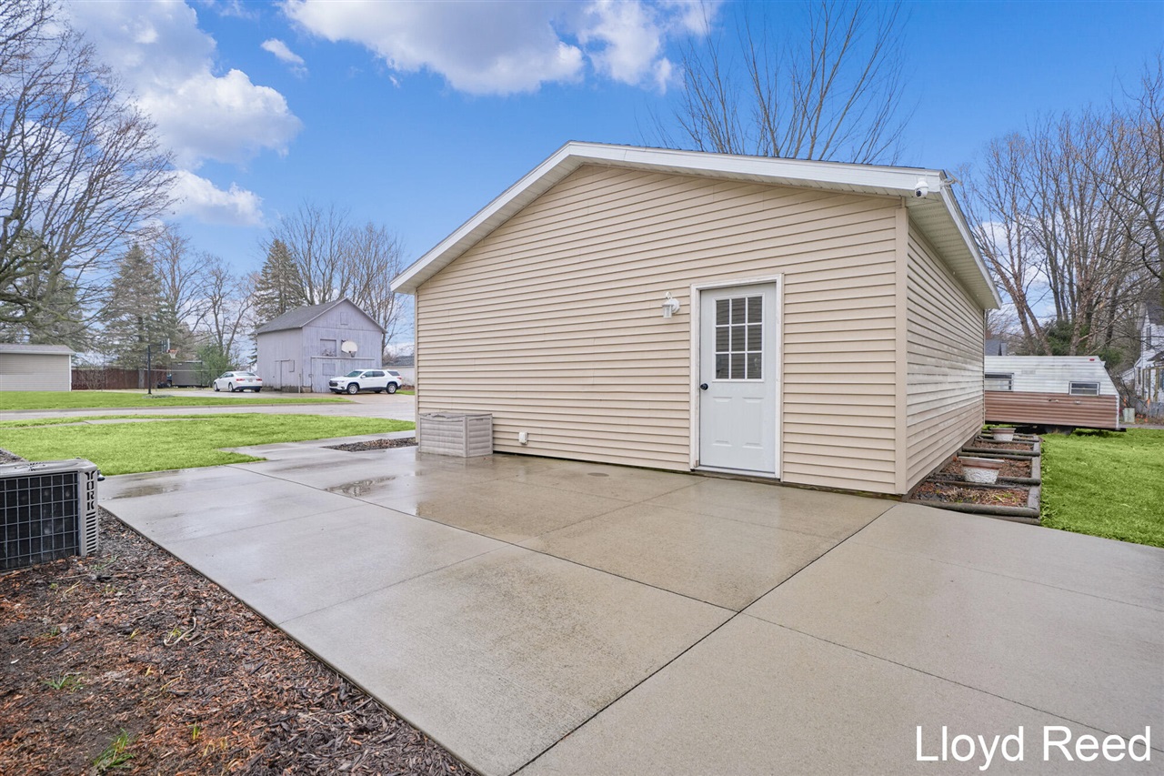 708 Brush Street, Portland, MI, 48875-1514