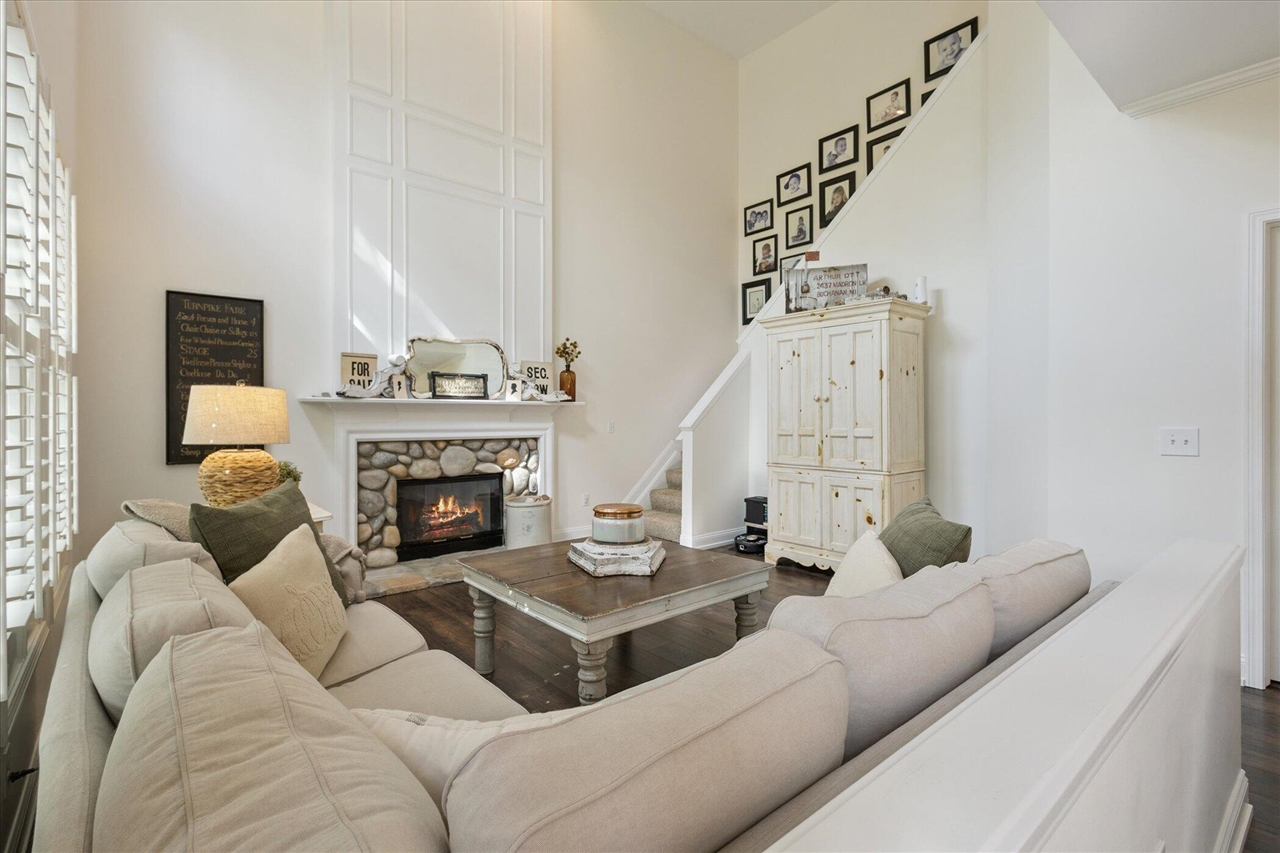 4546 Forest Meadows Drive, Grand Rapids, MI, 49546