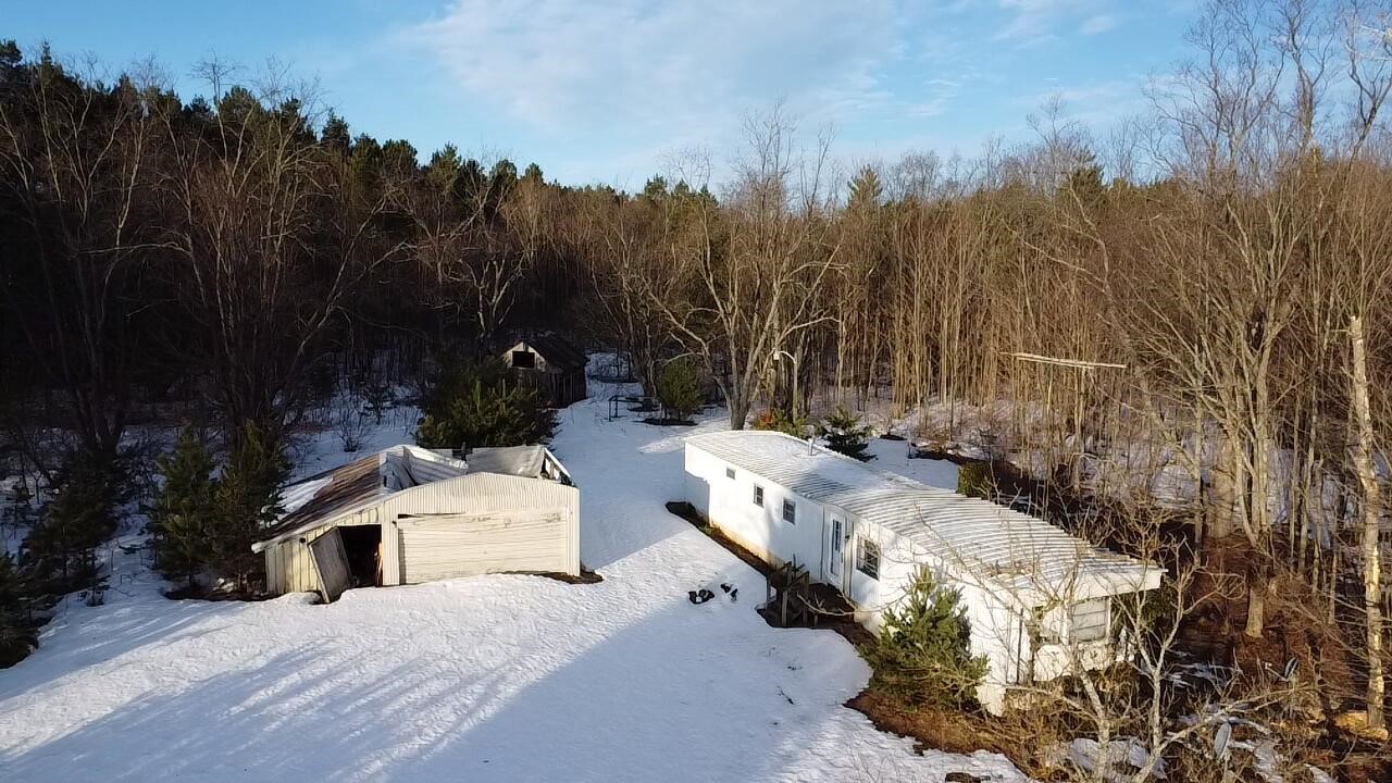 5766 Wallaker Road, Benzonia, MI, 49616-49616