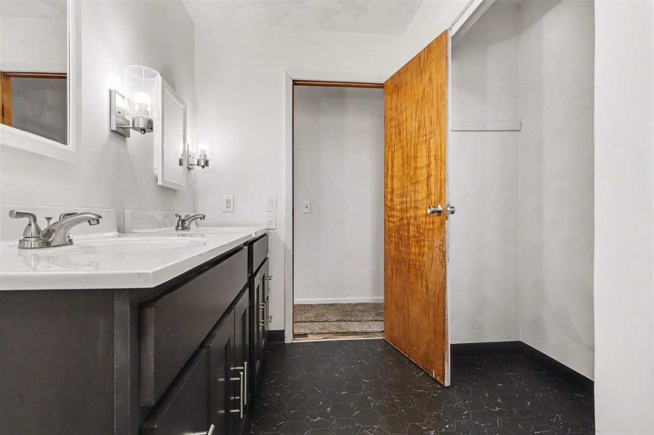 27667 Northland Drive, Sturgis, MI, 49091