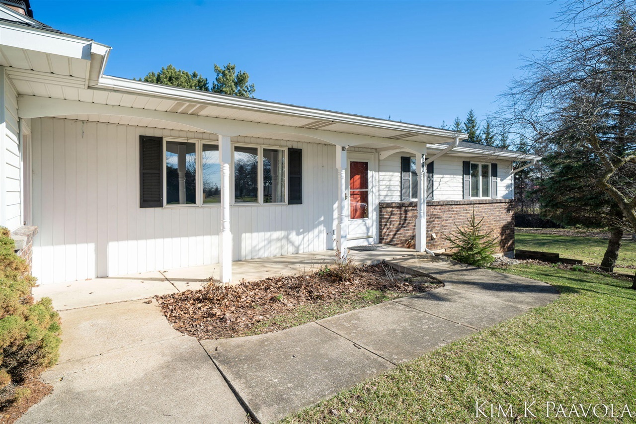 Homes for sale in Caledonia, MI | 260 Vine St, Caledonia, MI 49316 | MLS# 70519535