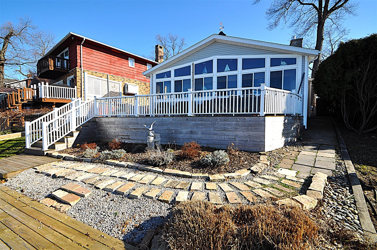 6264 140th Avenue, Holland, MI, 49423-9732