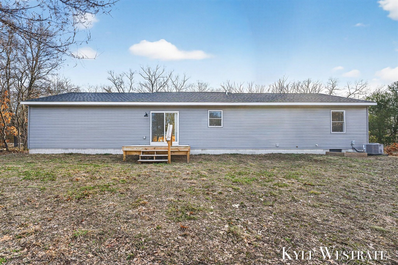 579 S Walker Road, Muskegon, MI, 49442-7104