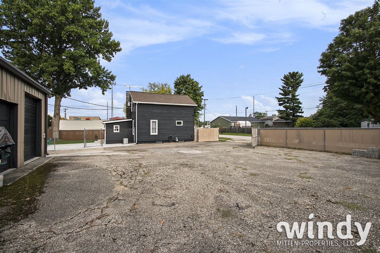 106 Lagrange Street, Dowagiac, MI, 49047-1435