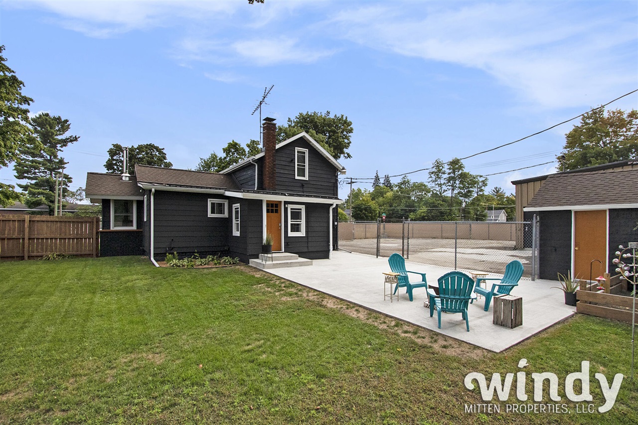 106 Lagrange Street, Dowagiac, MI, 49047-1435