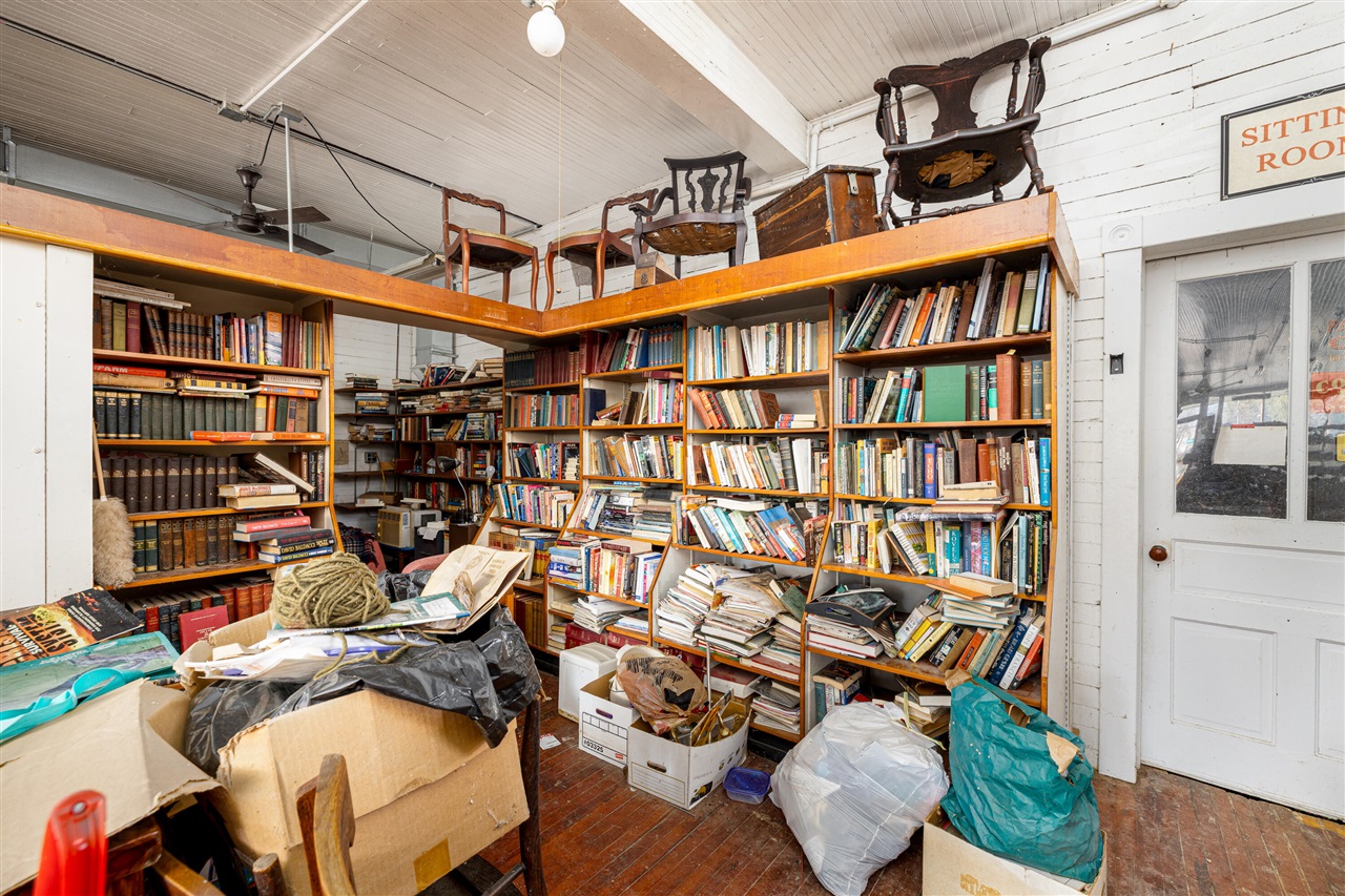 10596 Hamburg Road, Whitmore Lake, MI, 48189