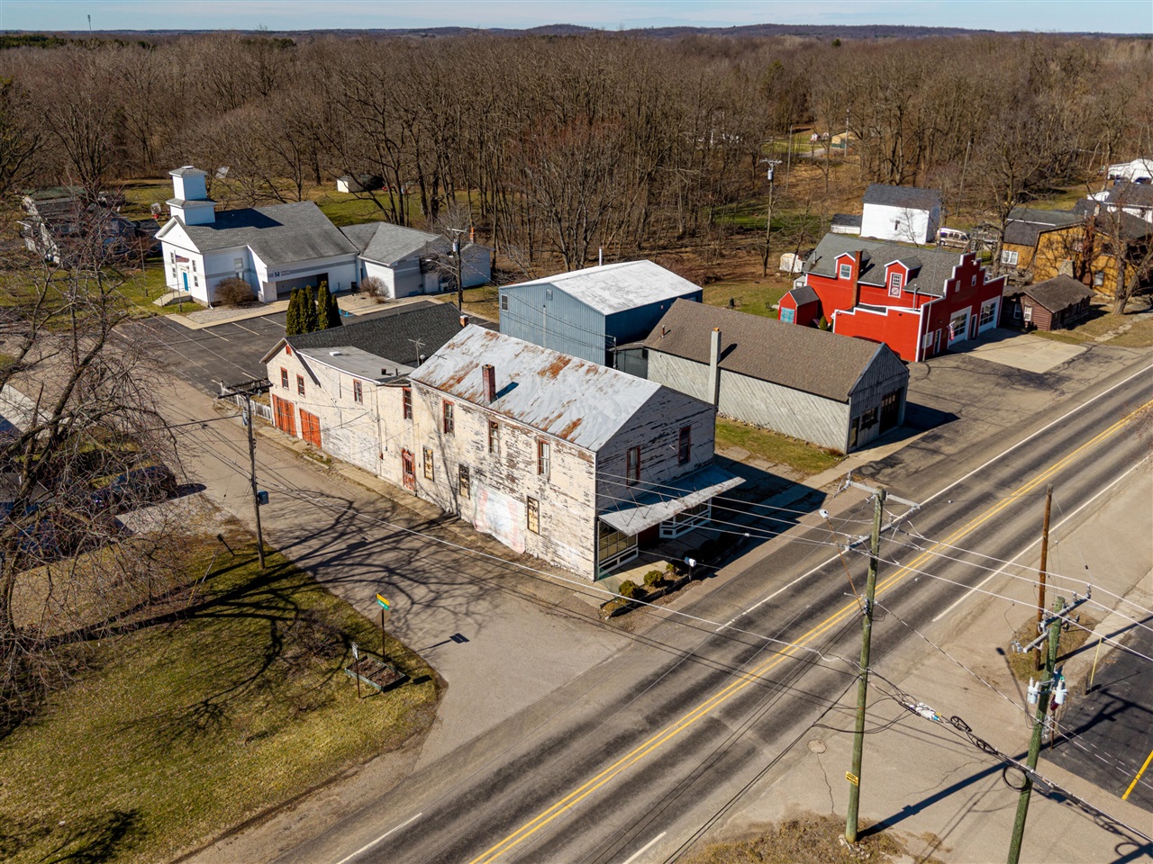 10596 Hamburg Road, Whitmore Lake, MI, 48189