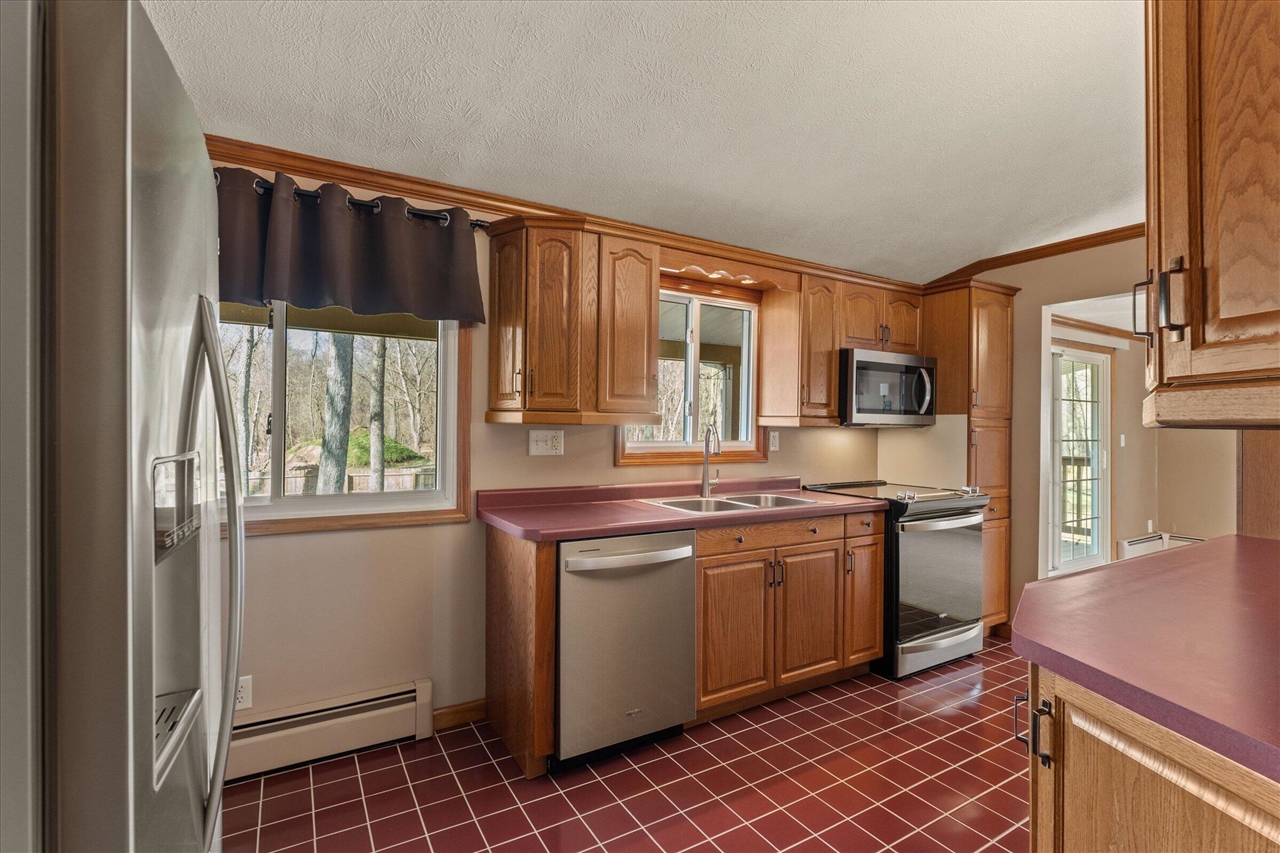 25600 Merle Street, Edwardsburg, MI, 49112-9130