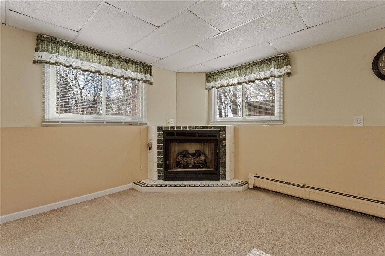 25600 Merle Street, Edwardsburg, MI, 49112-9130