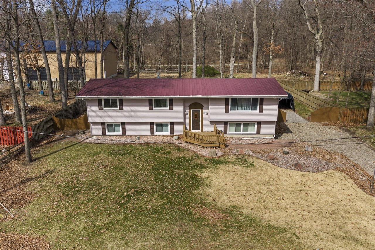 25600 Merle Street, Edwardsburg, MI, 49112-9130