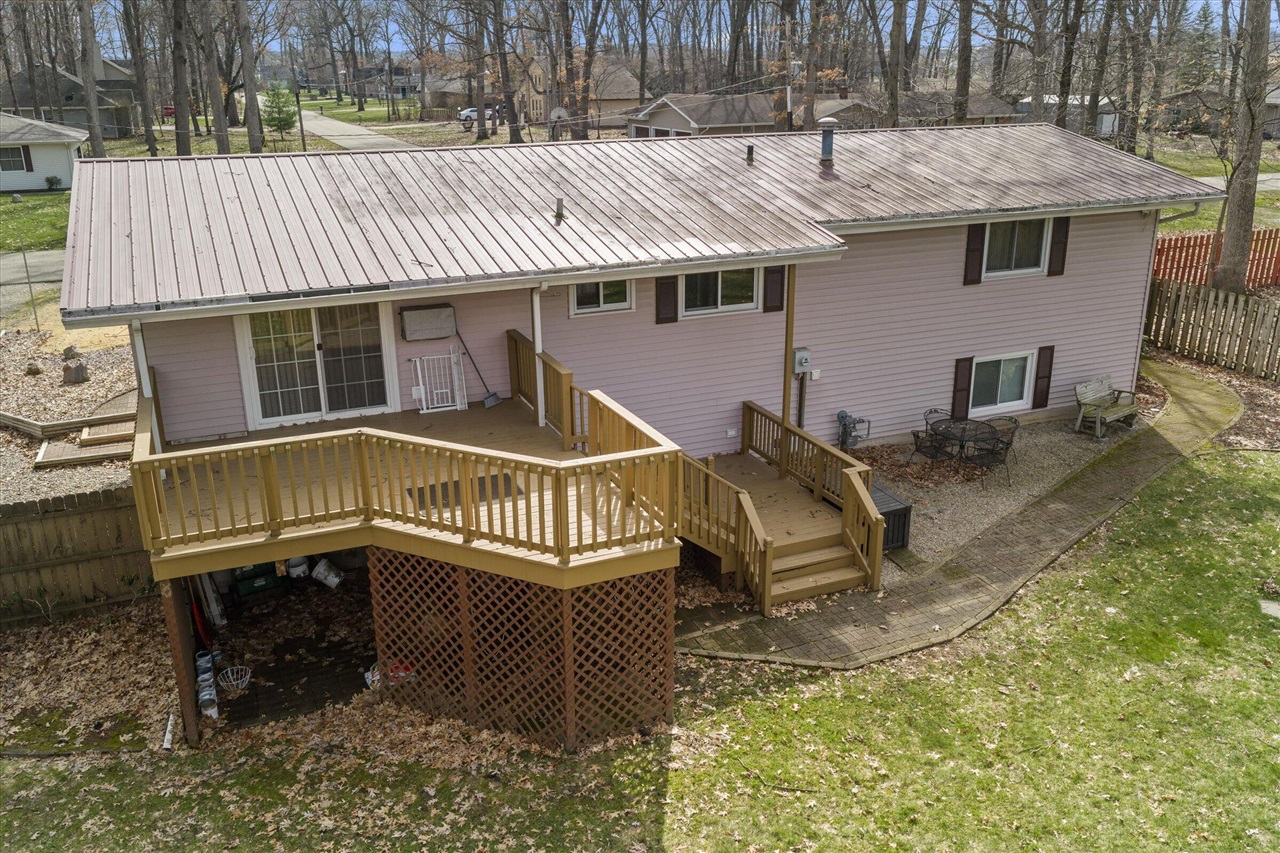 25600 Merle Street, Edwardsburg, MI, 49112-9130