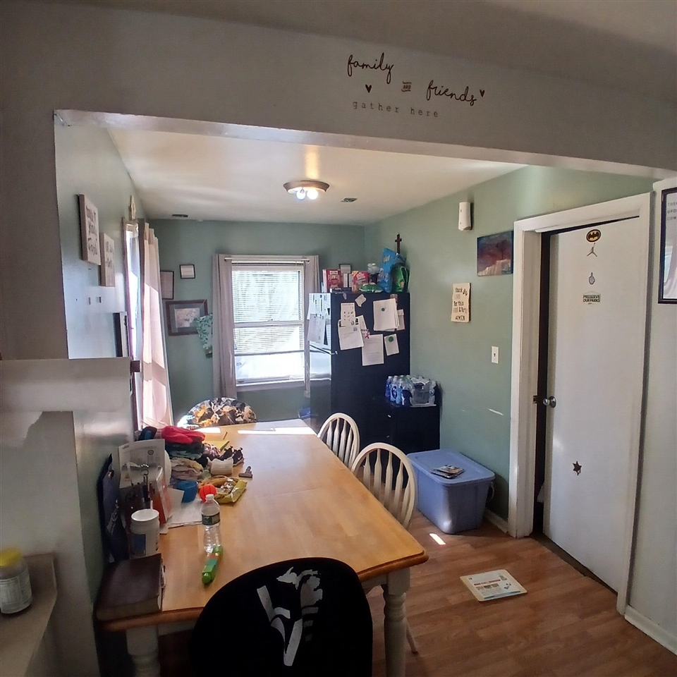 1086 Union Avenue, Benton Harbor, MI, 49022-5230