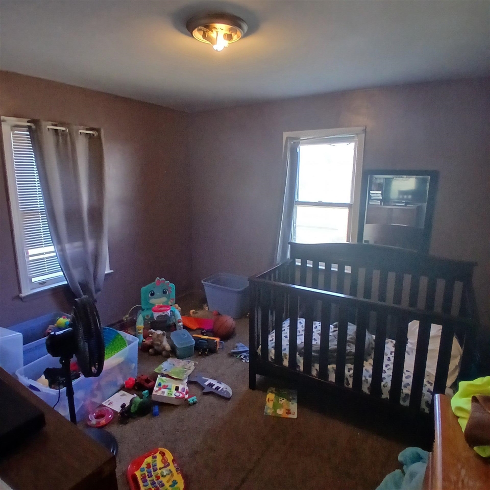 1086 Union Avenue, Benton Harbor, MI, 49022-5230