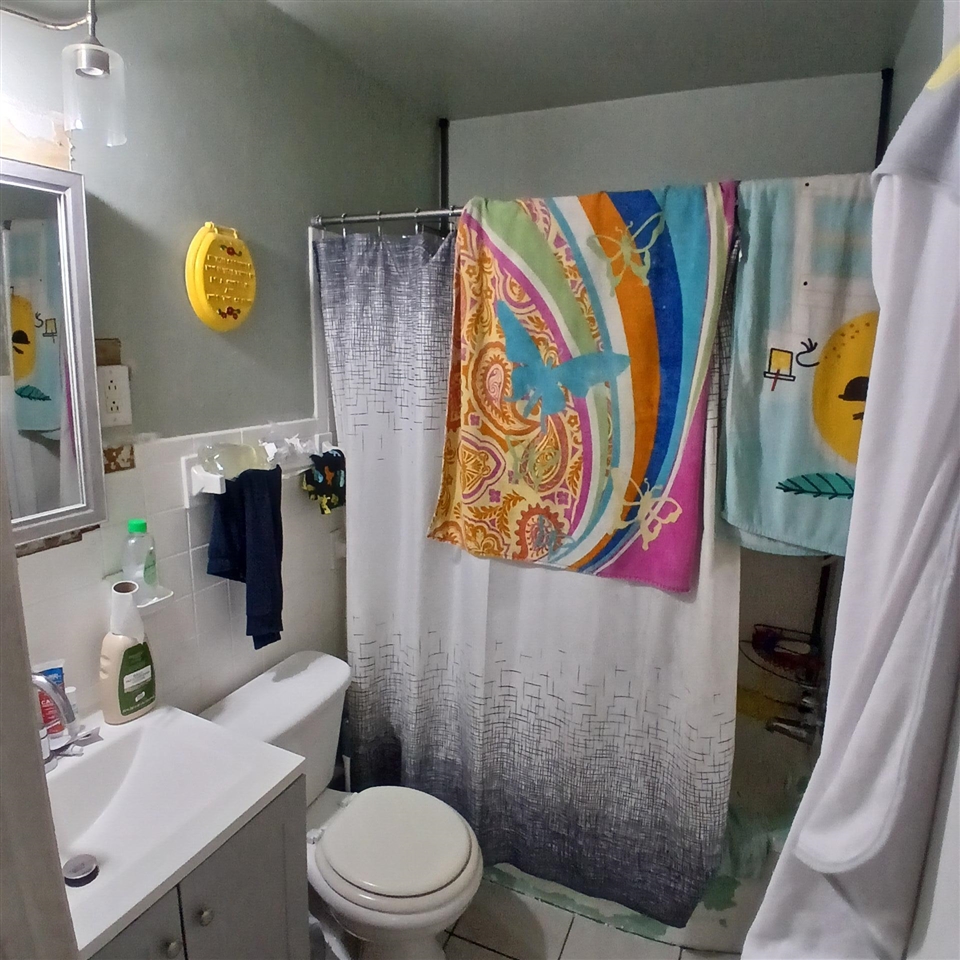 1086 Union Avenue, Benton Harbor, MI, 49022-5230