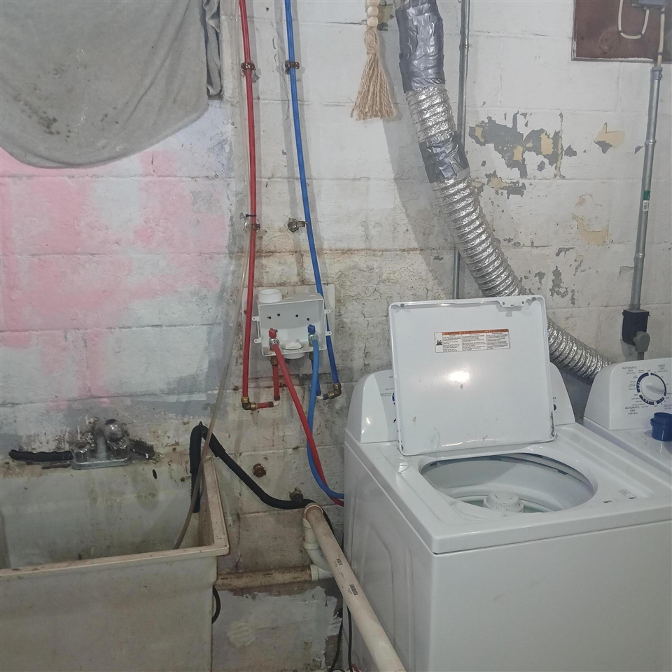 1086 Union Avenue, Benton Harbor, MI, 49022-5230