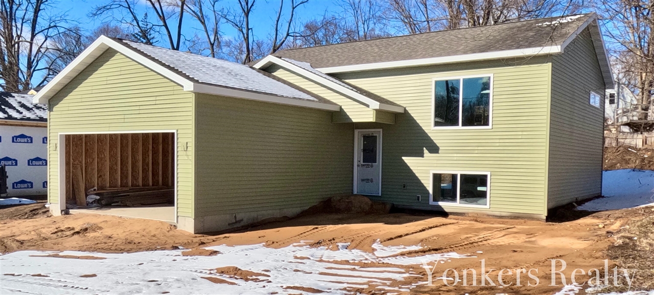 216 Leonard Street, Belding, MI, 48809