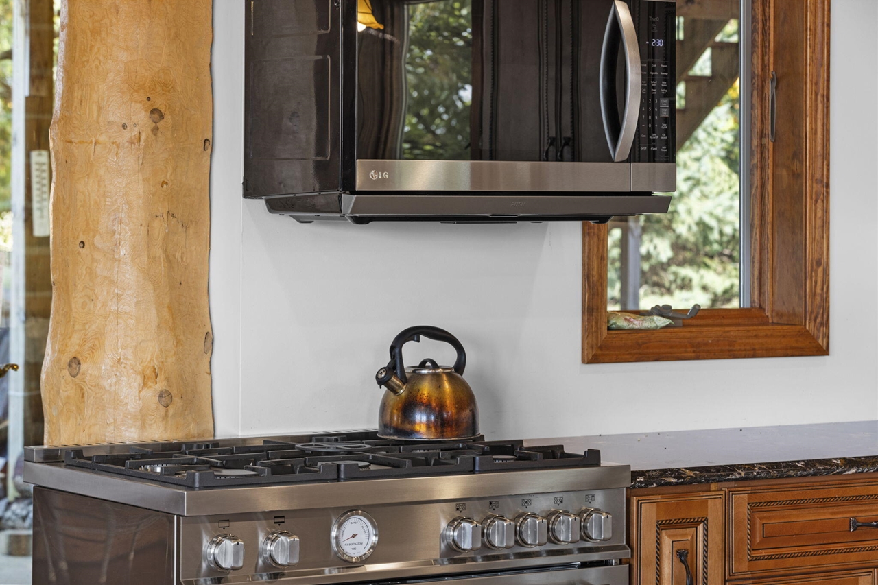 3494 W Wilk Highway, Hawks, MI, 49743