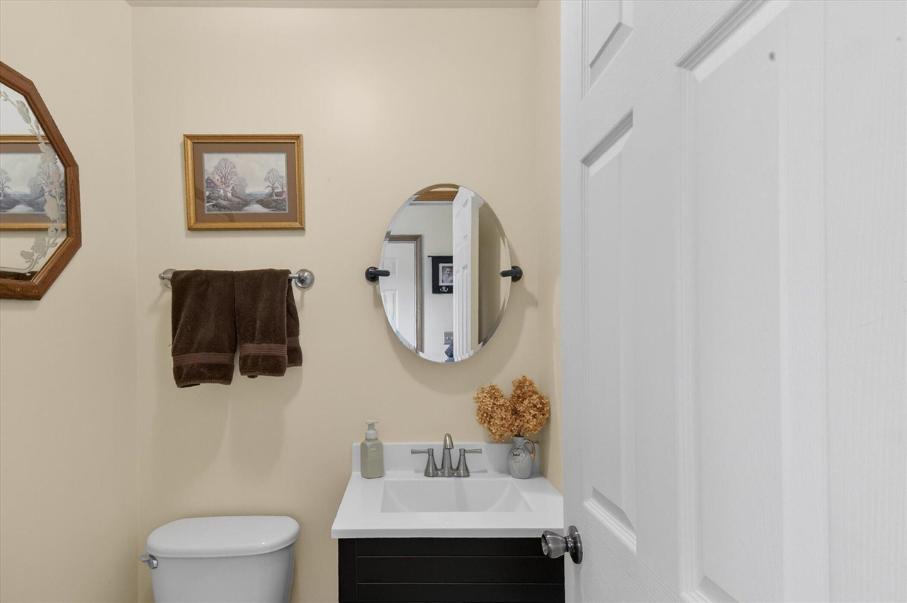 7001 Jefferson Road, Brooklyn, MI, 49230-8476