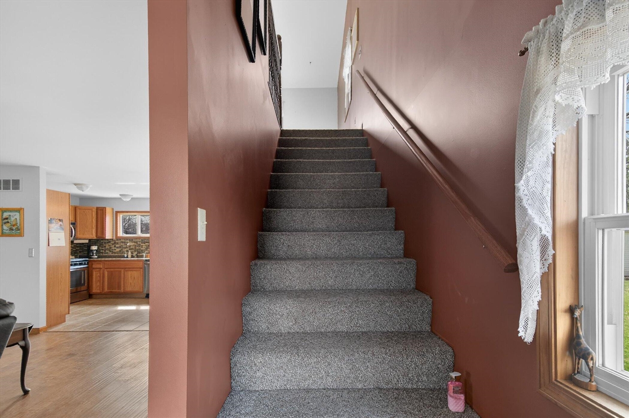 7001 Jefferson Road, Brooklyn, MI, 49230-8476