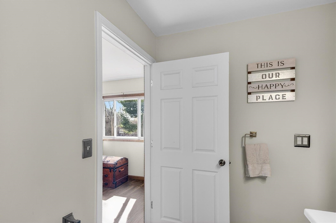 7001 Jefferson Road, Brooklyn, MI, 49230-8476