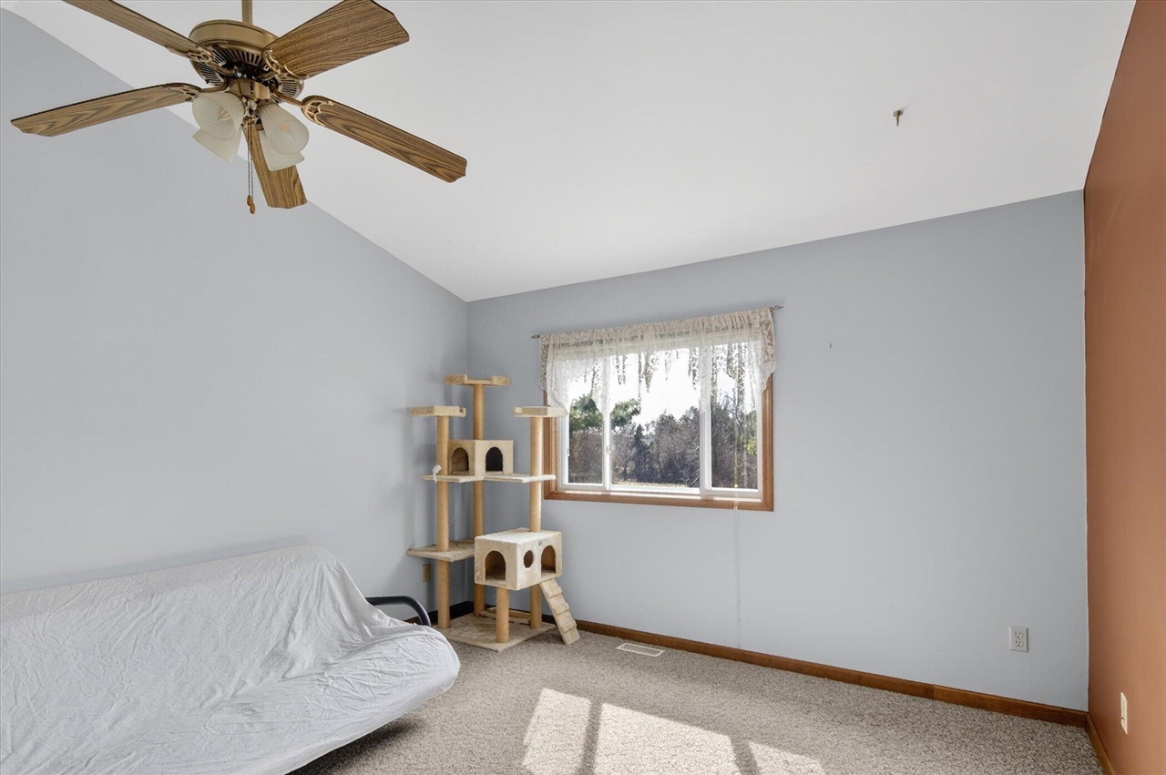 7001 Jefferson Road, Brooklyn, MI, 49230-8476