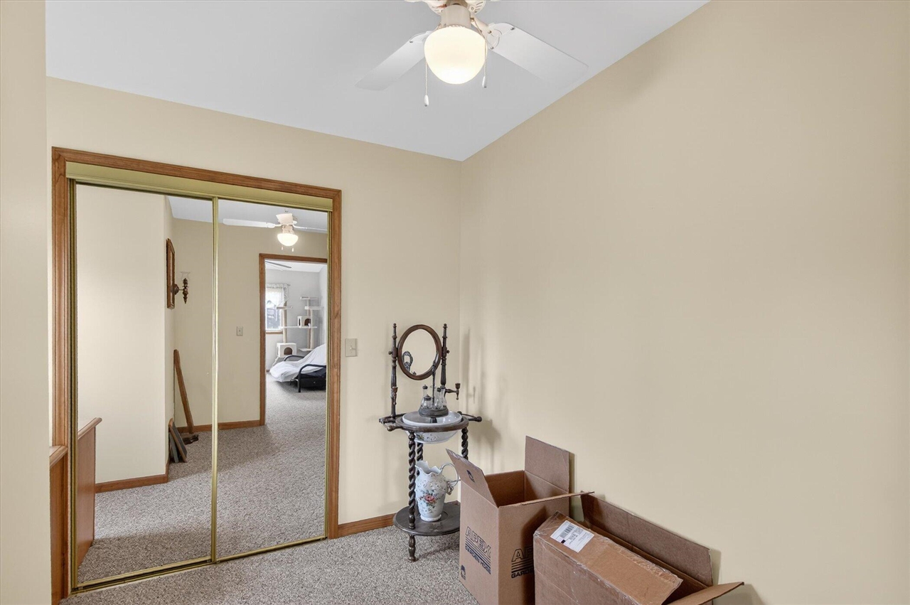 7001 Jefferson Road, Brooklyn, MI, 49230-8476