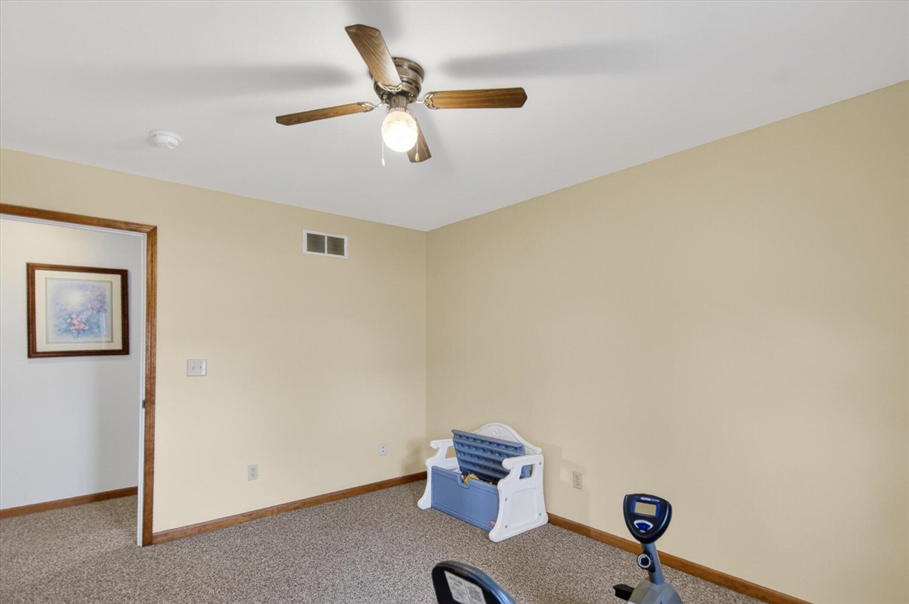 7001 Jefferson Road, Brooklyn, MI, 49230-8476