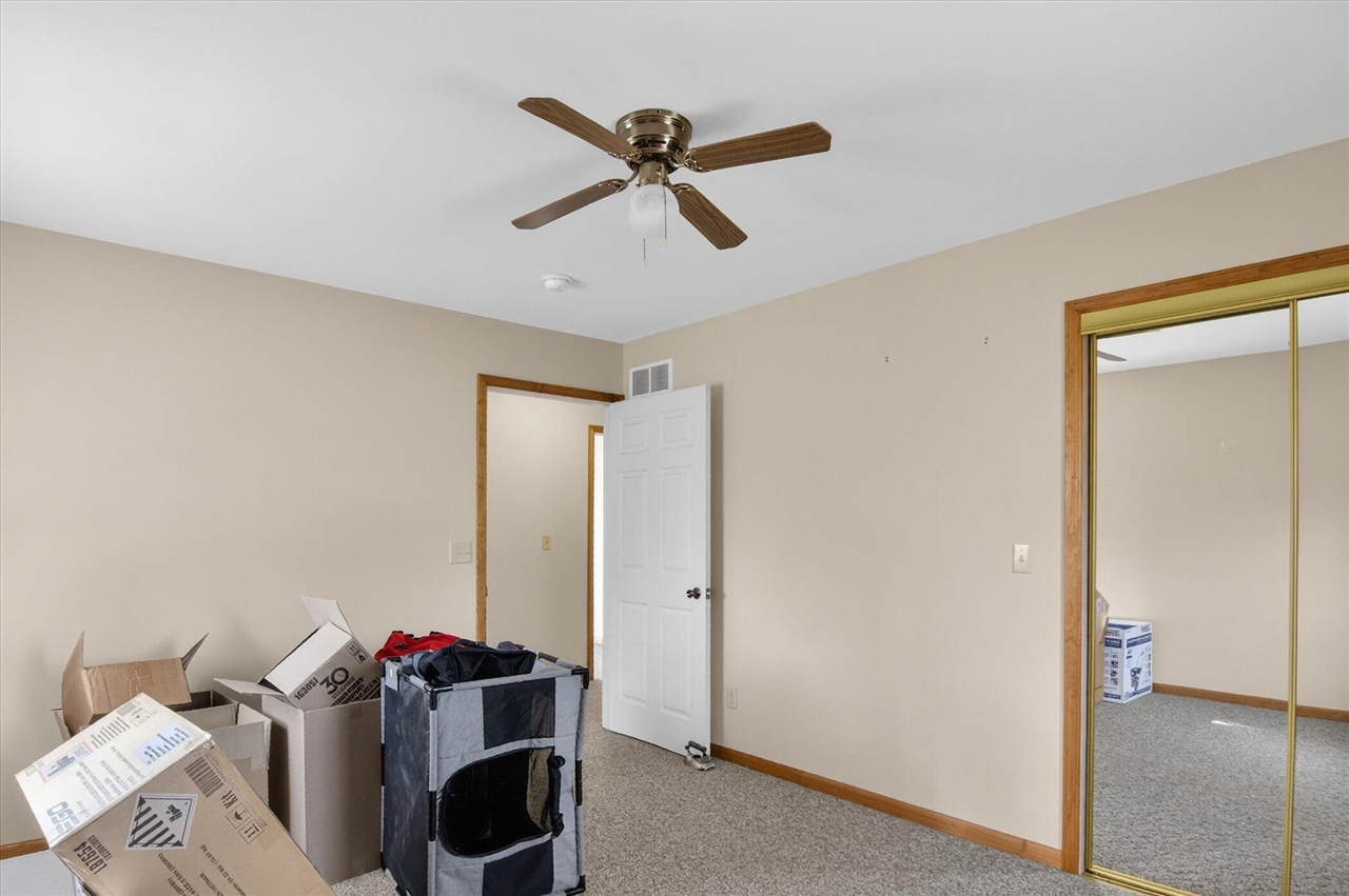 7001 Jefferson Road, Brooklyn, MI, 49230-8476