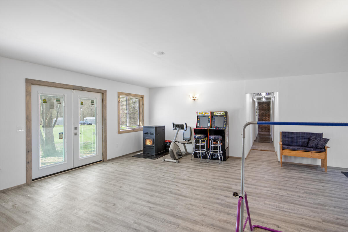 500 E 136th Street, Grant, MI, 49327-9655