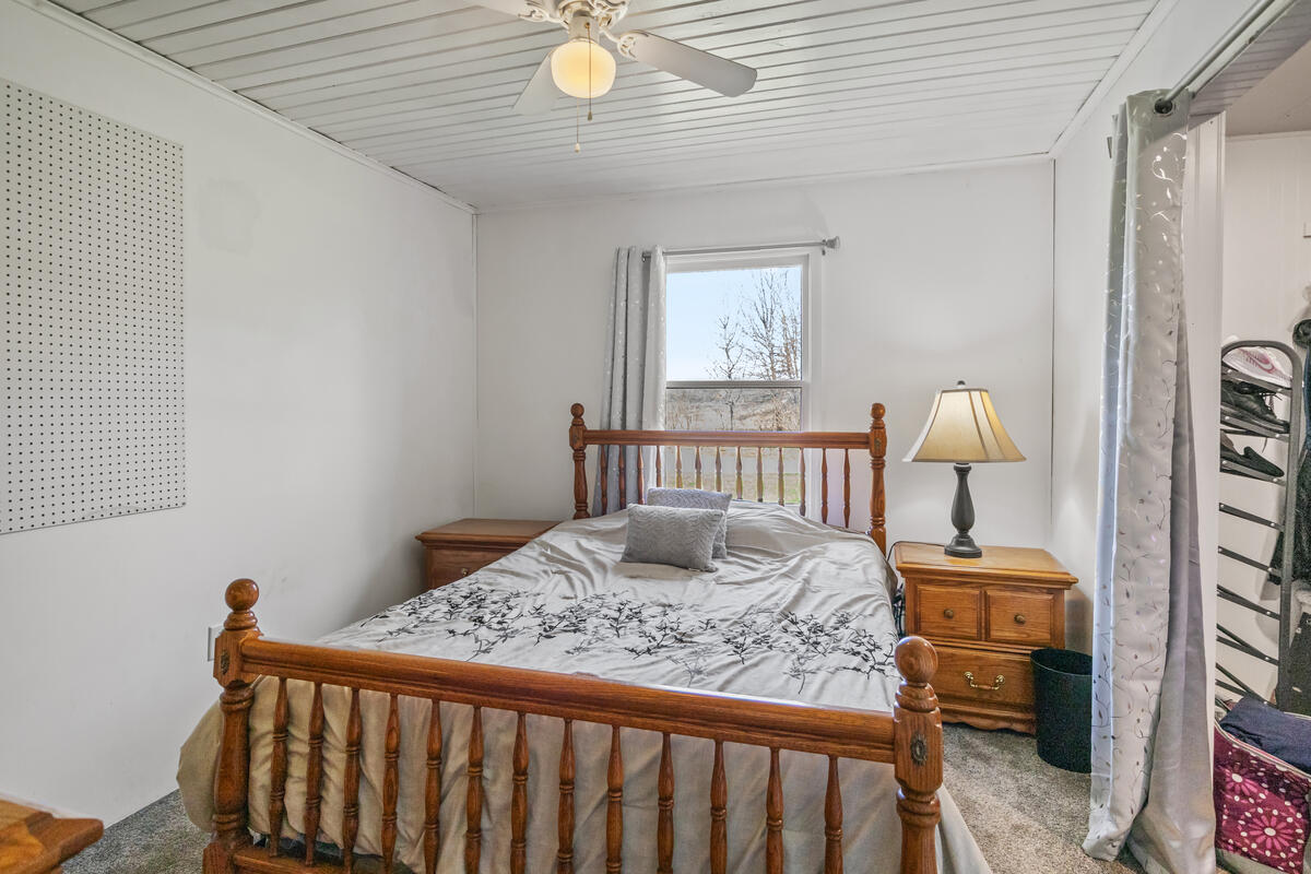 500 E 136th Street, Grant, MI, 49327-9655