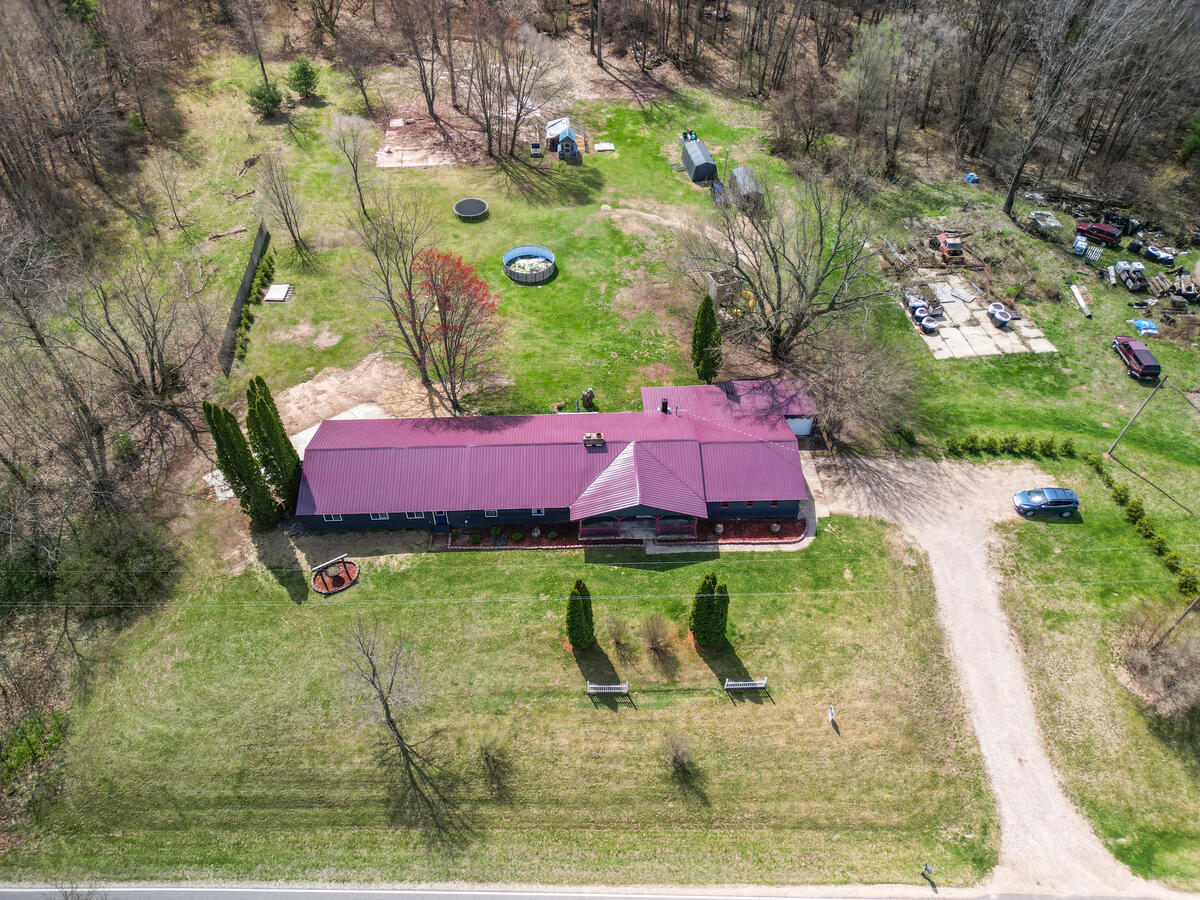 500 E 136th Street, Grant, MI, 49327-9655