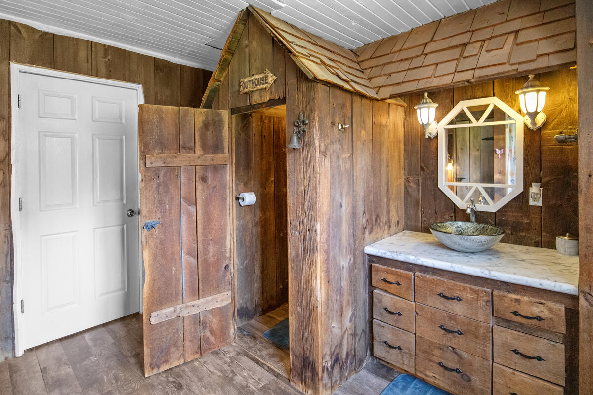 500 E 136th Street, Grant, MI, 49327-9655