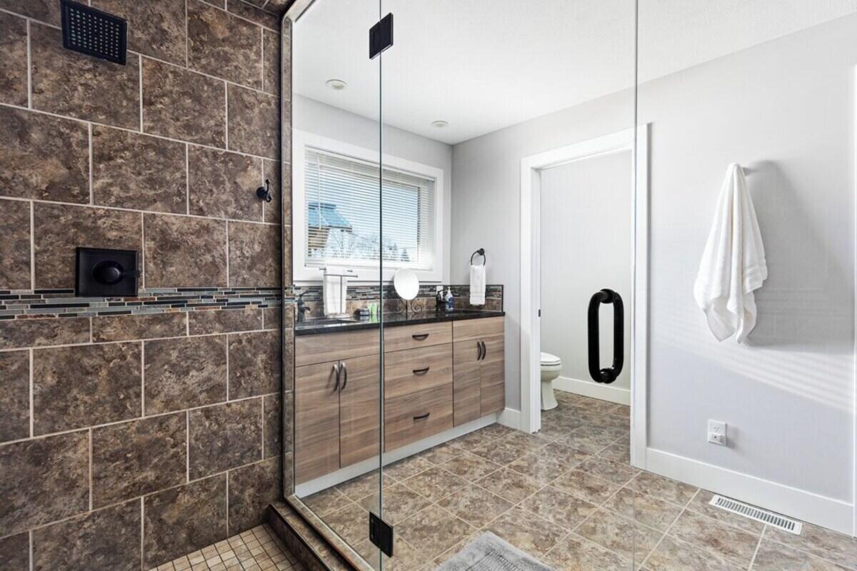 21557 Lake Street, Cassopolis, MI, 49031-9321