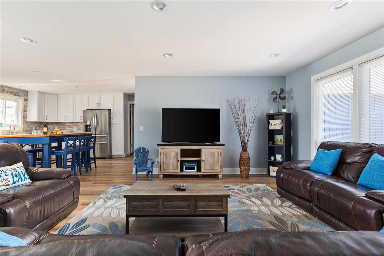 21557 Lake Street, Cassopolis, MI, 49031-9321