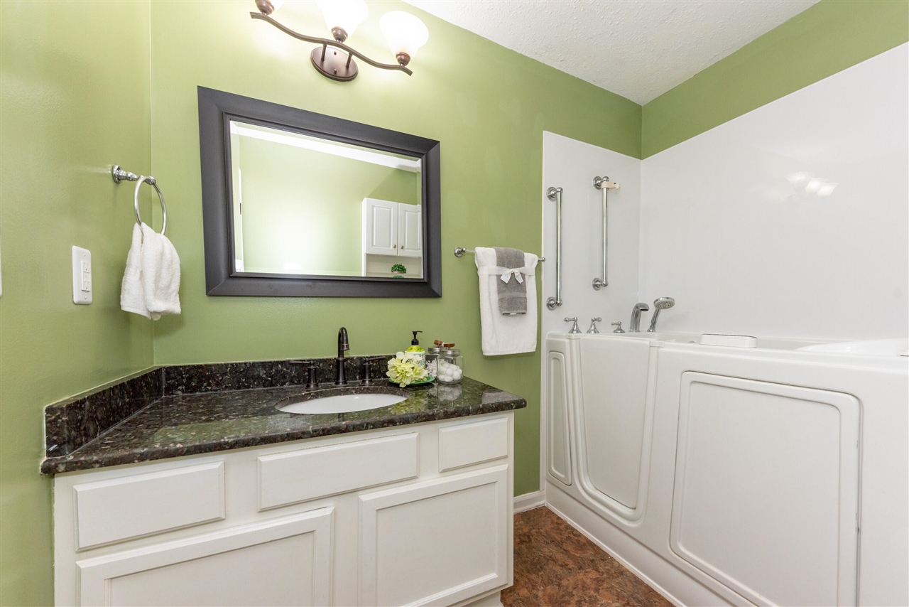 2278 Touchdown Court UNIT&nbsp;1, Ypsilanti, MI, 48197-1563