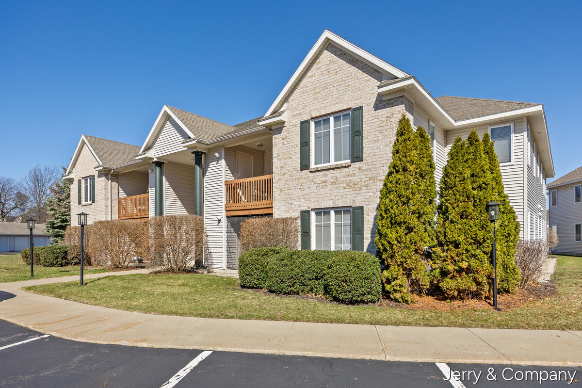 12265 S Crystal Waters Drive UNIT&nbsp;2, Holland, MI, 49424-8118