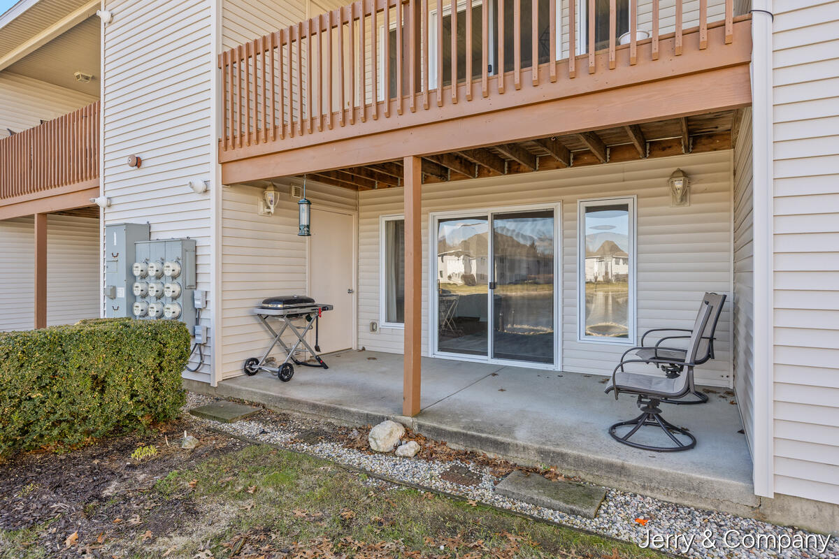 12265 S Crystal Waters Drive UNIT&nbsp;2, Holland, MI, 49424-8118