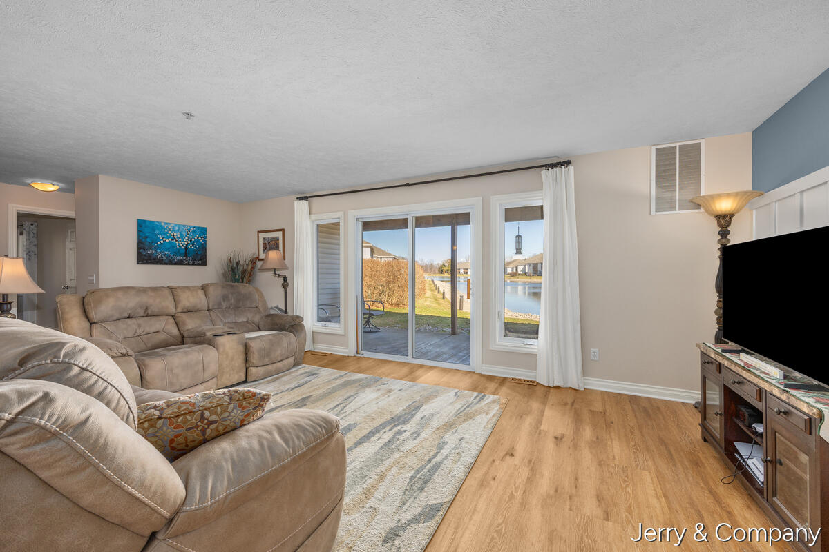 12265 S Crystal Waters Drive UNIT&nbsp;2, Holland, MI, 49424-8118