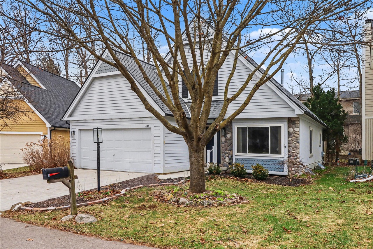 439 Sommerset Court, Ann Arbor, MI, 48103-9294